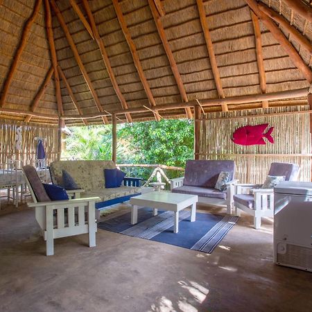 Zona Braza Beach Lodge Chizavane Экстерьер фото